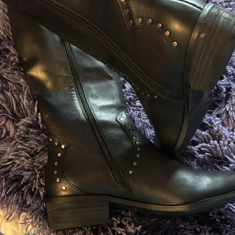 Aerosols West Side leather studded boots